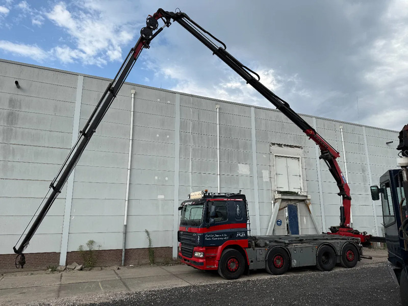 DAF CF 85.460 8X2 + YEAR 2016 HMF CRANE 2620-K4 + FLYJIB + WINCH + REMOTE - Camion - système de câble, Camion grue: photos 4 DAF CF 85.460 8X2 + YEAR 2016 HMF CRANE 2620-K4 + FLYJIB + WINCH + REMOTE - Camion - système de câble, Camion grue: photos 4