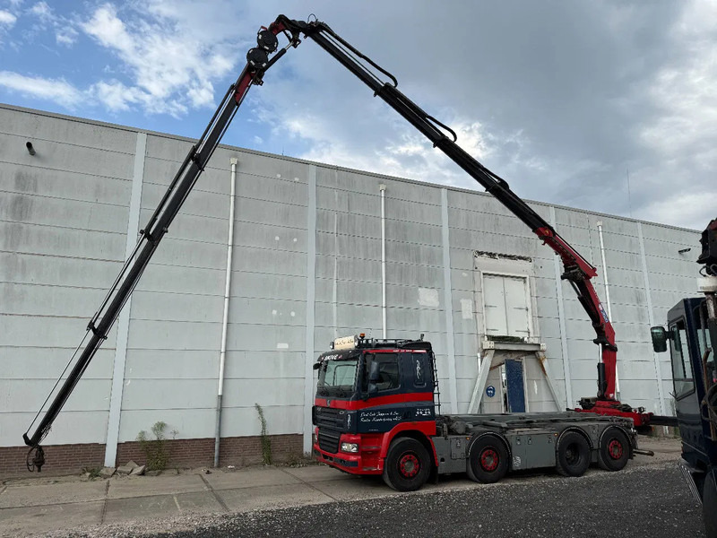 DAF CF 85.460 8X2 + YEAR 2016 HMF CRANE 2620-K4 + FLYJIB + WINCH + REMOTE - Camion grue: photos 4 DAF CF 85.460 8X2 + YEAR 2016 HMF CRANE 2620-K4 + FLYJIB + WINCH + REMOTE - Camion grue: photos 4