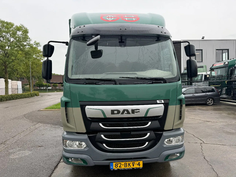 DAF LF 260 4X2 16T DHOLLANDIA LOAD LIFT - Camion à rideaux coulissants: photos 2 DAF LF 260 4X2 16T DHOLLANDIA LOAD LIFT - Camion à rideaux coulissants: photos 2