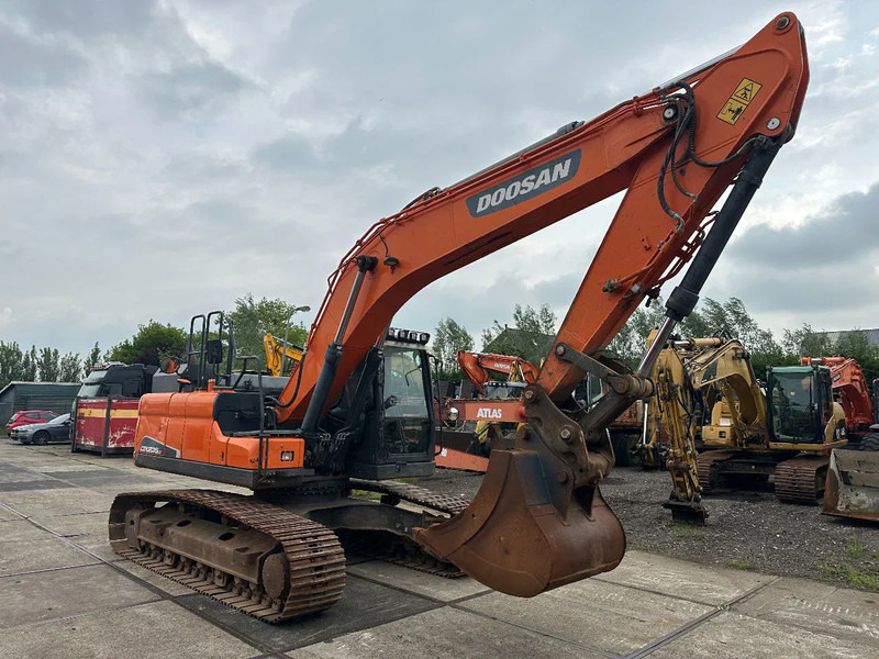 Doosan DX235LC 5 - ONLY 4226 HOURS - - Pelle sur chenille: photos 4 Doosan DX235LC 5 - ONLY 4226 HOURS - - Pelle sur chenille: photos 4