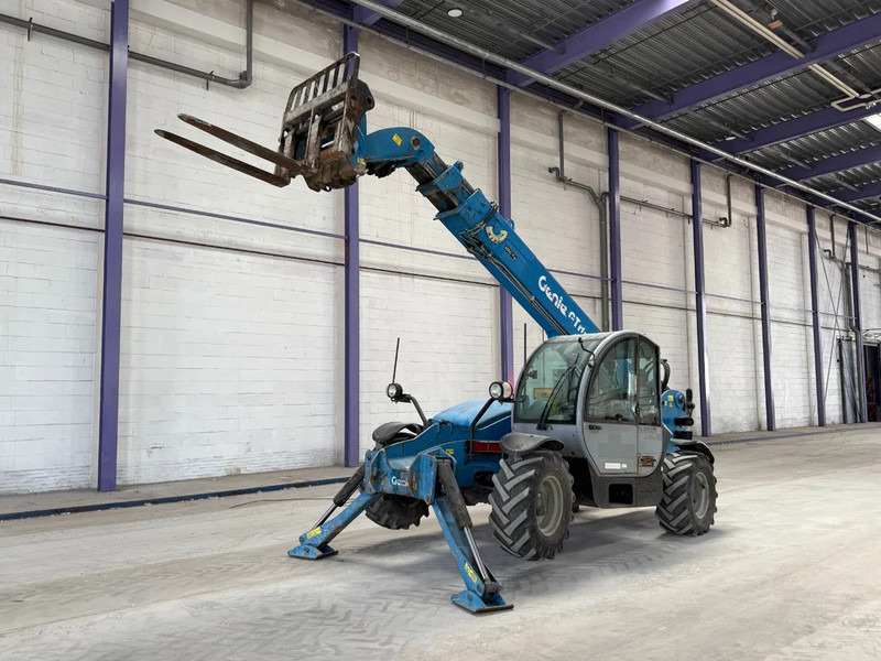 Genie GTH 4013 SX ONLY 3.274 HOURS - Chariot télescopique: photos 1 Genie GTH 4013 SX ONLY 3.274 HOURS - Chariot télescopique: photos 1