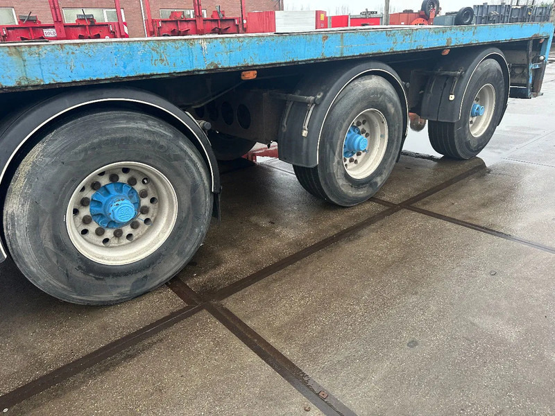 Semi-remorque plateau Kwb 2 AXLE STEERING: photos 6