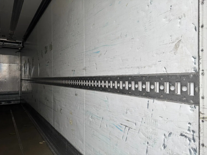 Crédit-bail MAN TGS 26.440 6X2 EURO 6 THERMO KING + LOAD LIFT MAN TGS 26.440 6X2 EURO 6 THERMO KING + LOAD LIFT: photos 17