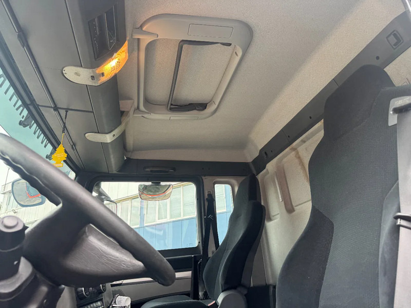 Crédit-bail MAN TGS 26.440 6X2 EURO 6 THERMO KING + LOAD LIFT MAN TGS 26.440 6X2 EURO 6 THERMO KING + LOAD LIFT: photos 11