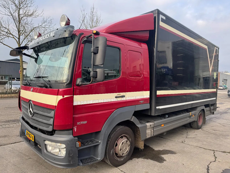 Mercedes-Benz Atego 1016 4X2 - EURO 6 + DHOLLANDIA LIFT - Camion fourgon: photos 1 Mercedes-Benz Atego 1016 4X2 - EURO 6 + DHOLLANDIA LIFT - Camion fourgon: photos 1