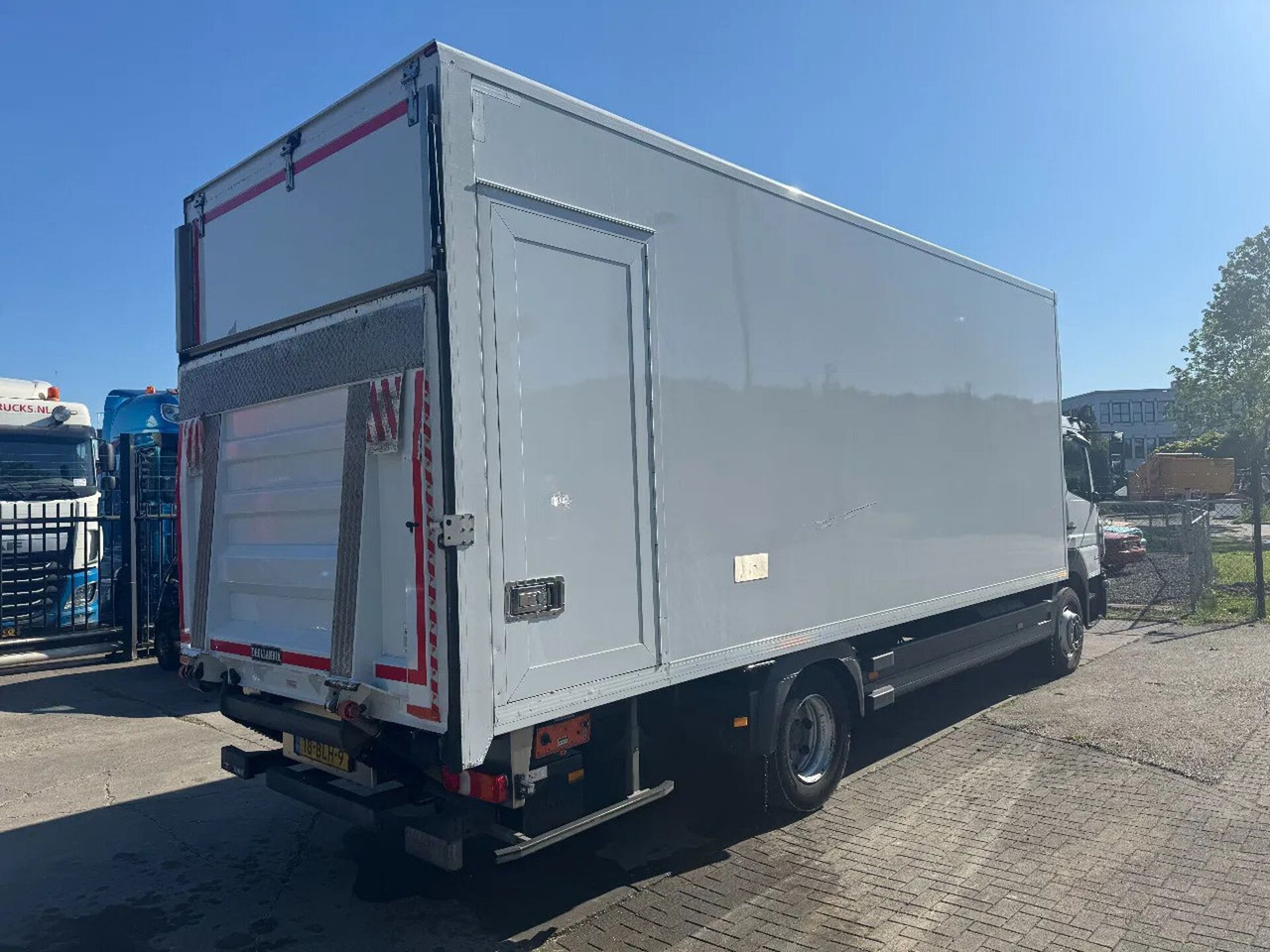Mercedes-Benz Atego 1224 4X2 EURO 6 CARGOLOCK BOX TÜV 09-2025 - Camion fourgon: photos 5 Mercedes-Benz Atego 1224 4X2 EURO 6 CARGOLOCK BOX TÜV 09-2025 - Camion fourgon: photos 5