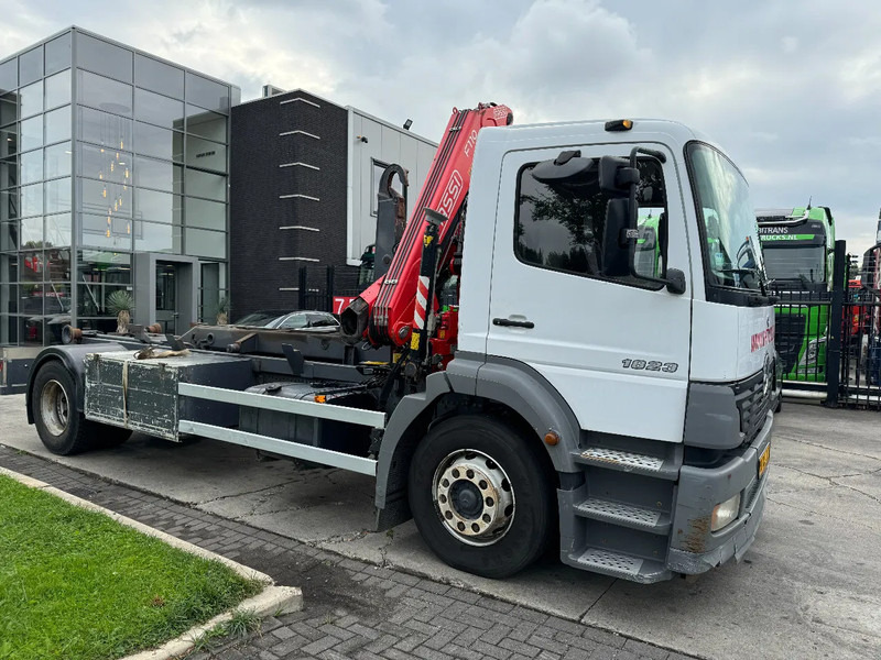 Camion ampliroll, Camion grue Mercedes-Benz LS 1923 ATEGO + 2011 FASSI F110 + 2011 VDS HOOKLIFT: photos 10 Camion ampliroll, Camion grue Mercedes-Benz LS 1923 ATEGO + 2011 FASSI F110 + 2011 VDS HOOKLIFT: photos 10