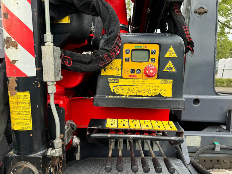 Camion ampliroll, Camion grue Mercedes-Benz LS 1923 ATEGO + 2011 FASSI F110 + 2011 VDS HOOKLIFT: photos 20 Camion ampliroll, Camion grue Mercedes-Benz LS 1923 ATEGO + 2011 FASSI F110 + 2011 VDS HOOKLIFT: photos 20