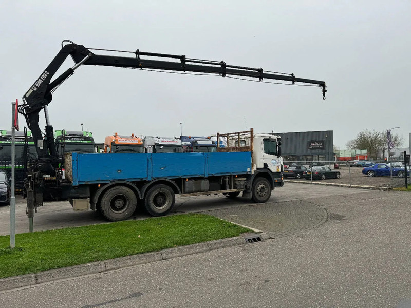 Scania P124-360 6X4 EURO 2 HIAB 200 C-5 ALL 2000 - Camion grue: photos 3 Scania P124-360 6X4 EURO 2 HIAB 200 C-5 ALL 2000 - Camion grue: photos 3