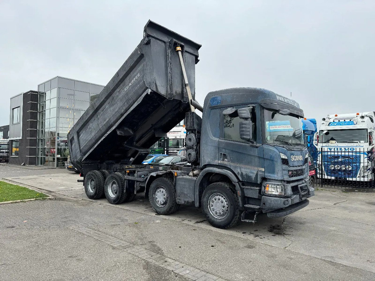 Scania P410 8X4 KH KIPPER FULL STEEL - Camion benne: photos 1 Scania P410 8X4 KH KIPPER FULL STEEL - Camion benne: photos 1