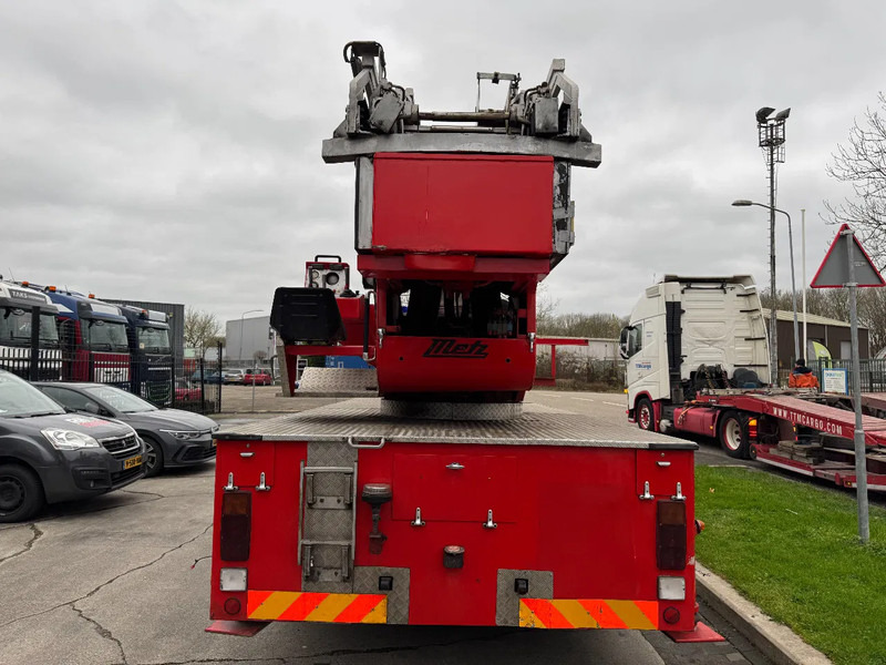 Scania P82 4X2 - FIRE TRUCK - 30M LIFT - Camion de pompier: photos 5 Scania P82 4X2 - FIRE TRUCK - 30M LIFT - Camion de pompier: photos 5