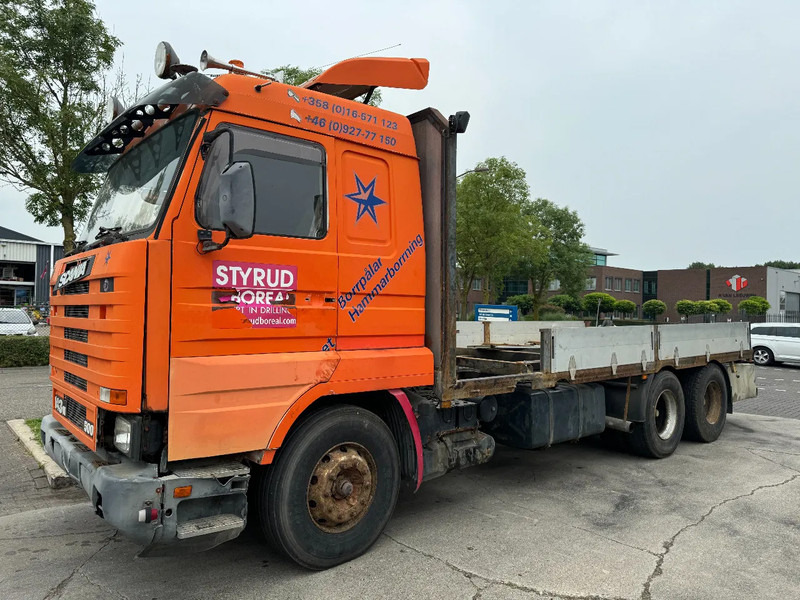 Scania R143-500 V8 6X4 + MANUAL GEARBOX - Camion plateau: photos 1 Scania R143-500 V8 6X4 + MANUAL GEARBOX - Camion plateau: photos 1