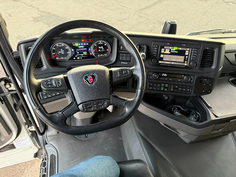 Châssis cabine Scania R500 NGS 6X2 - ONLY 205.204 KM + STEERING & LIFTING AXLE: photos 13 Châssis cabine Scania R500 NGS 6X2 - ONLY 205.204 KM + STEERING & LIFTING AXLE: photos 13