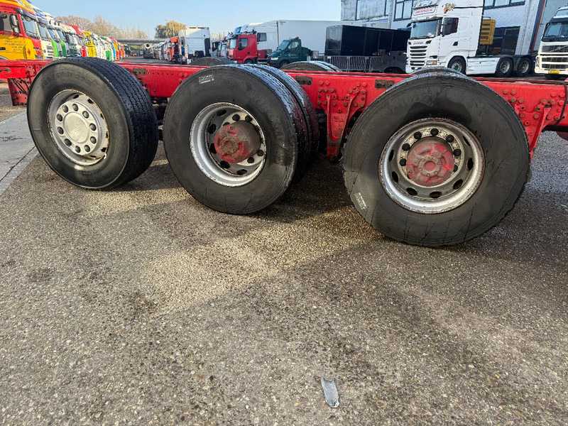 Scania R730 V8 NGS 8X4 EURO 6 + RETARDER - BIG AXLES - Châssis cabine: photos 4 Scania R730 V8 NGS 8X4 EURO 6 + RETARDER - BIG AXLES - Châssis cabine: photos 4