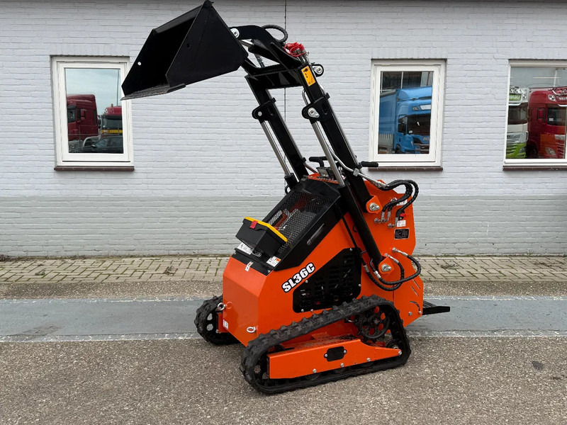 Skid steer loader SL36C - NEW & UNUSED! - Chargeuse compacte sur chenilles: photos 2 Skid steer loader SL36C - NEW & UNUSED! - Chargeuse compacte sur chenilles: photos 2