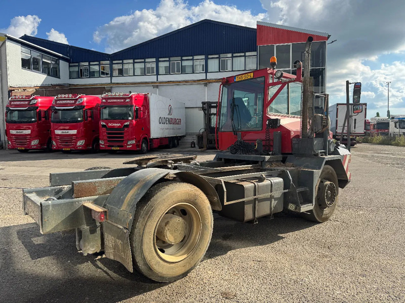 Terberg TT17 TT17 HUB REDUCTION - Tracteur portuaire: photos 5 Terberg TT17 TT17 HUB REDUCTION - Tracteur portuaire: photos 5