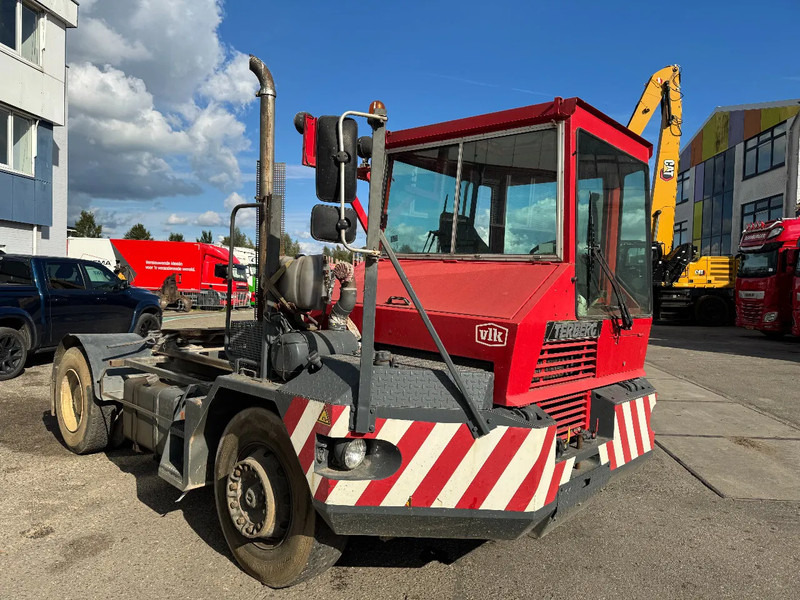 Terberg TT17 TT17 HUB REDUCTION - Tracteur portuaire: photos 3 Terberg TT17 TT17 HUB REDUCTION - Tracteur portuaire: photos 3