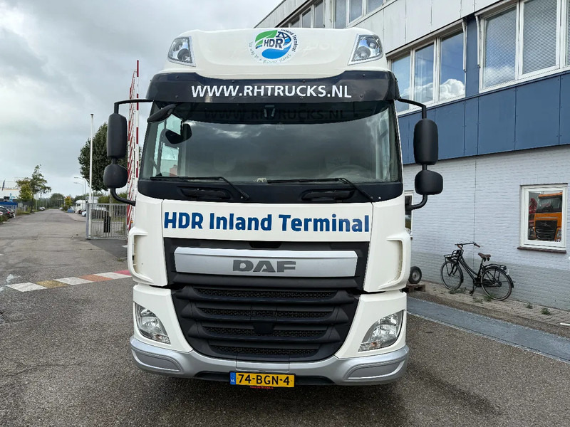 DAF CF 400 4X2 - Tracteur routier: photos 2 DAF CF 400 4X2 - Tracteur routier: photos 2