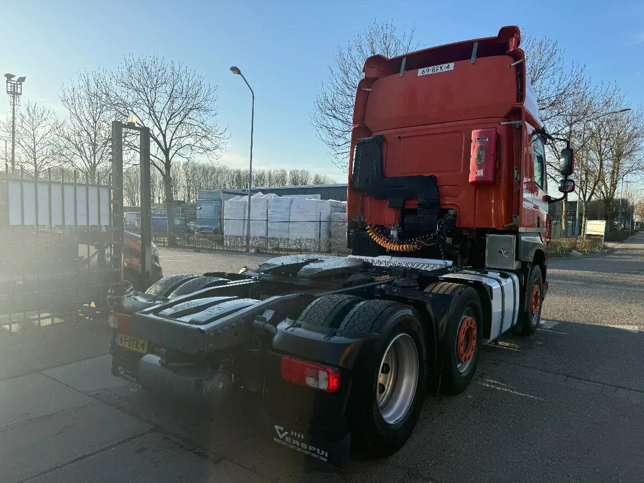 DAF CF 460 6X2 - EURO 6 + LIFT/STEERING AXLE DAF CF 460 6X2 - EURO 6 + LIFT/STEERING AXLE - Tracteur routier: photos 5 DAF CF 460 6X2 - EURO 6 + LIFT/STEERING AXLE DAF CF 460 6X2 - EURO 6 + LIFT/STEERING AXLE - Tracteur routier: photos 5