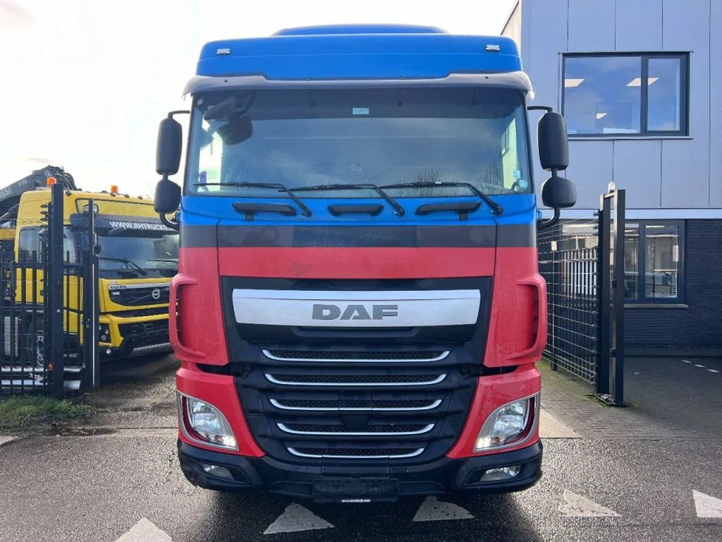 DAF XF 440 SC 4X2 MEGA 757.858km - Tracteur routier: photos 2 DAF XF 440 SC 4X2 MEGA 757.858km - Tracteur routier: photos 2