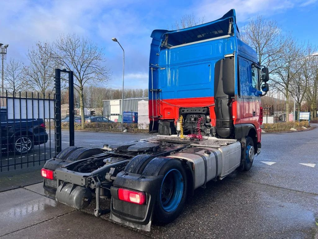 DAF XF 440 SC 4X2 MEGA 757.858km - Tracteur routier: photos 4 DAF XF 440 SC 4X2 MEGA 757.858km - Tracteur routier: photos 4