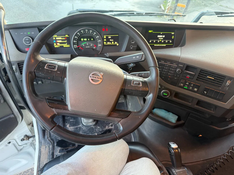 Crédit-bail Volvo FH 500 6X4 - BIG AXLES - EURO 6 + TIPPER HYDRAULICS Volvo FH 500 6X4 - BIG AXLES - EURO 6 + TIPPER HYDRAULICS: photos 14