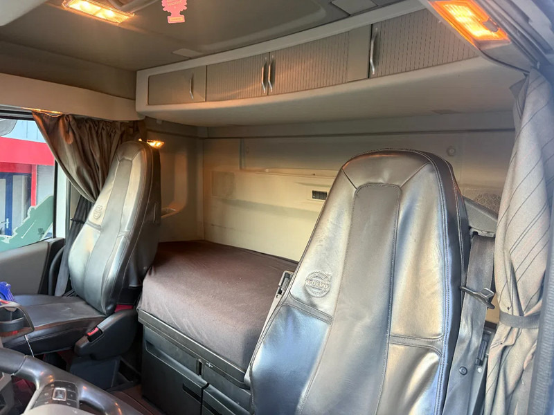 Crédit-bail Volvo FH 500 6X4 - BIG AXLES - EURO 6 + TIPPER HYDRAULICS Volvo FH 500 6X4 - BIG AXLES - EURO 6 + TIPPER HYDRAULICS: photos 12