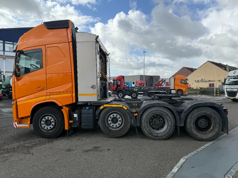 Volvo FH 540, 8X4, 490049 KM, INTARDER TUV 30-06-2026 - Tracteur routier: photos 4 Volvo FH 540, 8X4, 490049 KM, INTARDER TUV 30-06-2026 - Tracteur routier: photos 4