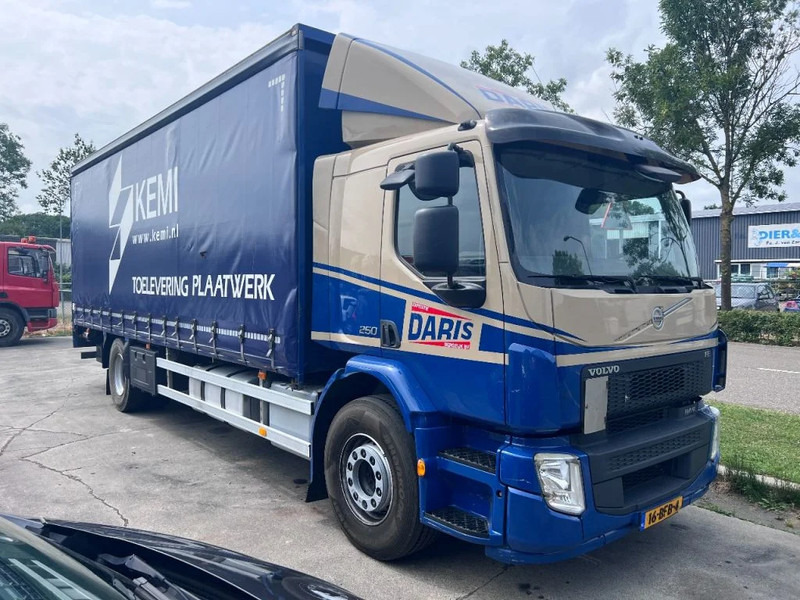 Volvo FE 250 4X2 EURO 6 - 19 TON + DHOLLANDIA - Camion à rideaux coulissants: photos 3 Volvo FE 250 4X2 EURO 6 - 19 TON + DHOLLANDIA - Camion à rideaux coulissants: photos 3