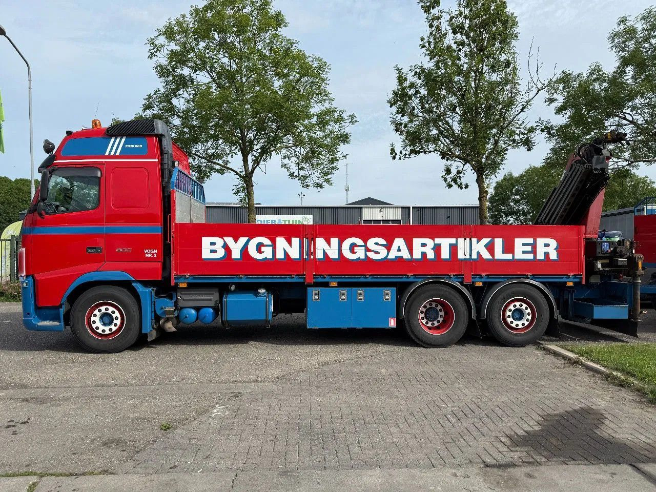 Volvo FH 16.600 600 - 6X2 - EURO 5 + HMF 2420 K5 + REM - Camion grue: photos 5 Volvo FH 16.600 600 - 6X2 - EURO 5 + HMF 2420 K5 + REM - Camion grue: photos 5