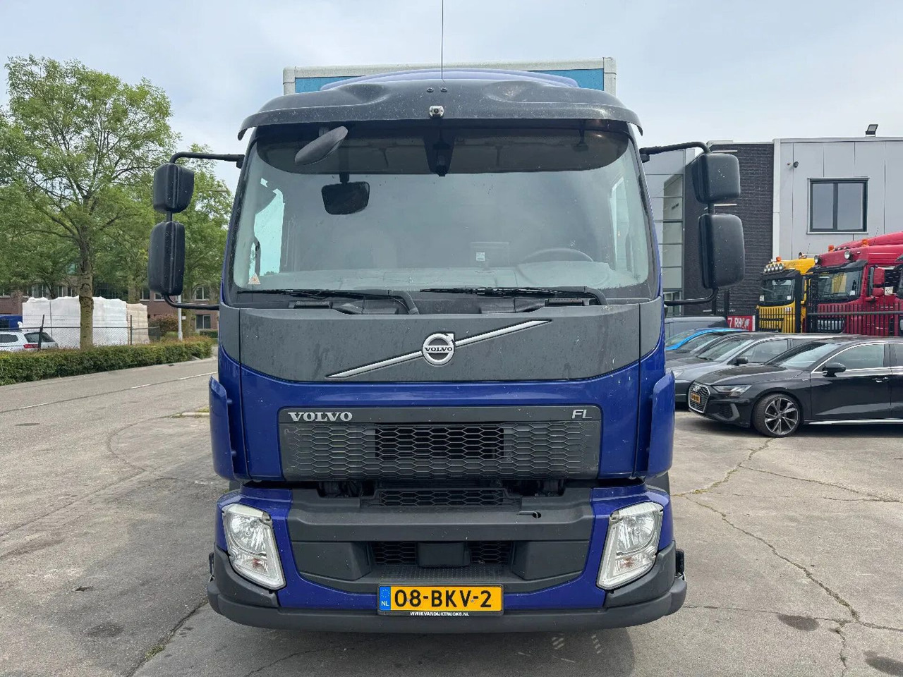 Volvo FL 250 4X2 EURO 6 DHOLLANDIA LIFT + CARGOLOCK TÜ - Camion fourgon: photos 2 Volvo FL 250 4X2 EURO 6 DHOLLANDIA LIFT + CARGOLOCK TÜ - Camion fourgon: photos 2