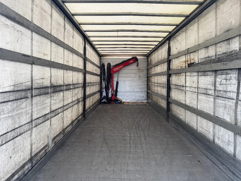 Volvo FL 250 4X2 EURO 6 + FASSI MICRO M25A.12 - Camion à rideaux coulissants, Camion grue: photos 5 Volvo FL 250 4X2 EURO 6 + FASSI MICRO M25A.12 - Camion à rideaux coulissants, Camion grue: photos 5