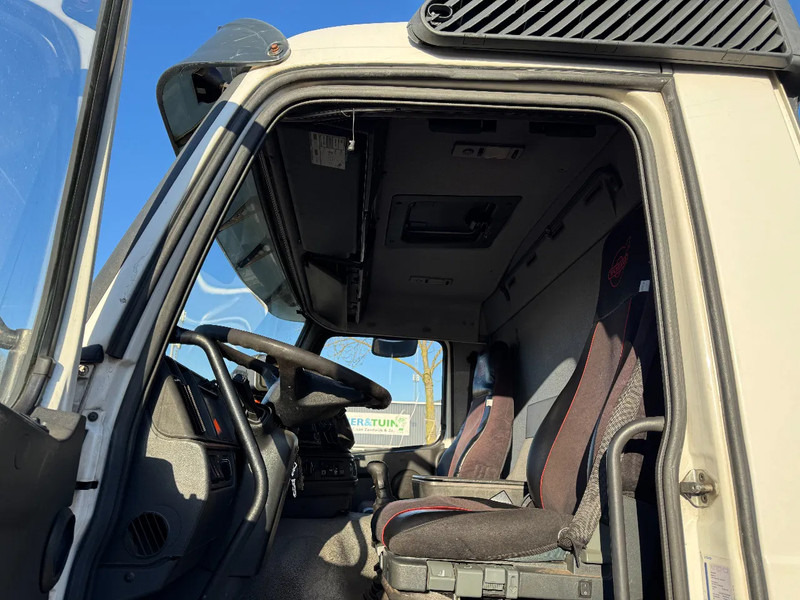 Camion plateau, Camion grue Volvo FM 12.340 6X2 - EURO 3 + PALFINGER PK15002 + LIFT/STEERING AXLE: photos 18