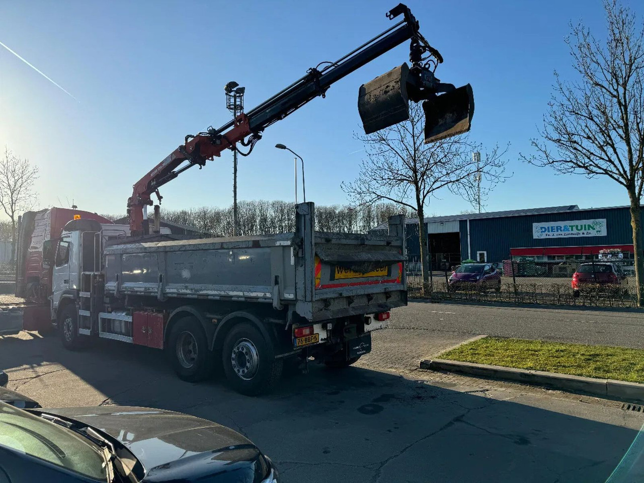 Volvo FM 330 6X2 - EURO 5 + ATLAS 126.3E A2 + REMOTE + - Camion benne, Camion grue: photos 4 Volvo FM 330 6X2 - EURO 5 + ATLAS 126.3E A2 + REMOTE + - Camion benne, Camion grue: photos 4