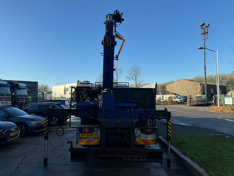 Volvo FM 340 6X2 EFFER 140 2S EURO 3 - Camion plateau, Camion grue: photos 5 Volvo FM 340 6X2 EFFER 140 2S EURO 3 - Camion plateau, Camion grue: photos 5