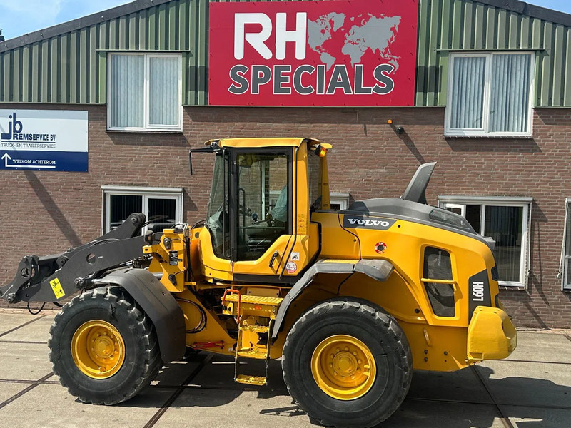 Volvo L60H , CE, 31359 HOURS, AUXILIARY HYDRAULICS, AIR CONDITIONER - Chargeuse: photos 1 Volvo L60H , CE, 31359 HOURS, AUXILIARY HYDRAULICS, AIR CONDITIONER - Chargeuse: photos 1