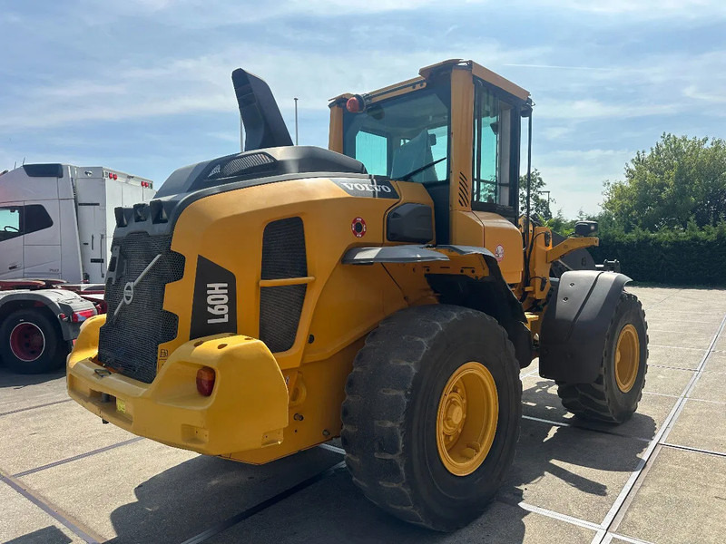 Volvo L60H , CE, 31359 HOURS, AUXILIARY HYDRAULICS, AIR CONDITIONER - Chargeuse: photos 5 Volvo L60H , CE, 31359 HOURS, AUXILIARY HYDRAULICS, AIR CONDITIONER - Chargeuse: photos 5