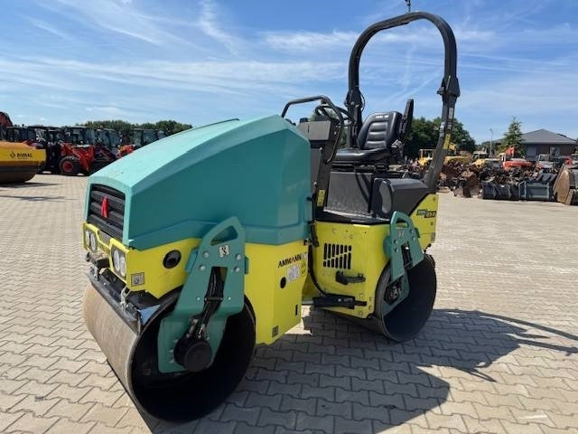 Ammann ARX 23-2 - Compacteur à pieds de mouton/ Monocylindre: photos 1 Ammann ARX 23-2 - Compacteur à pieds de mouton/ Monocylindre: photos 1