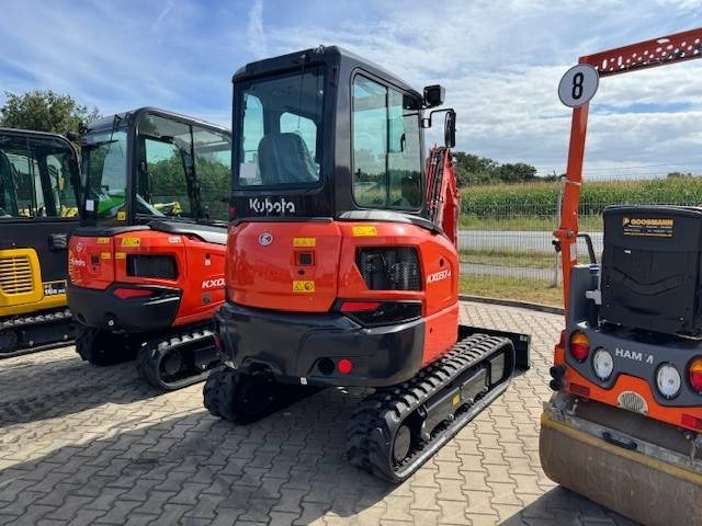 Kubota KX 037-4 - Mini pelle: photos 2 Kubota KX 037-4 - Mini pelle: photos 2