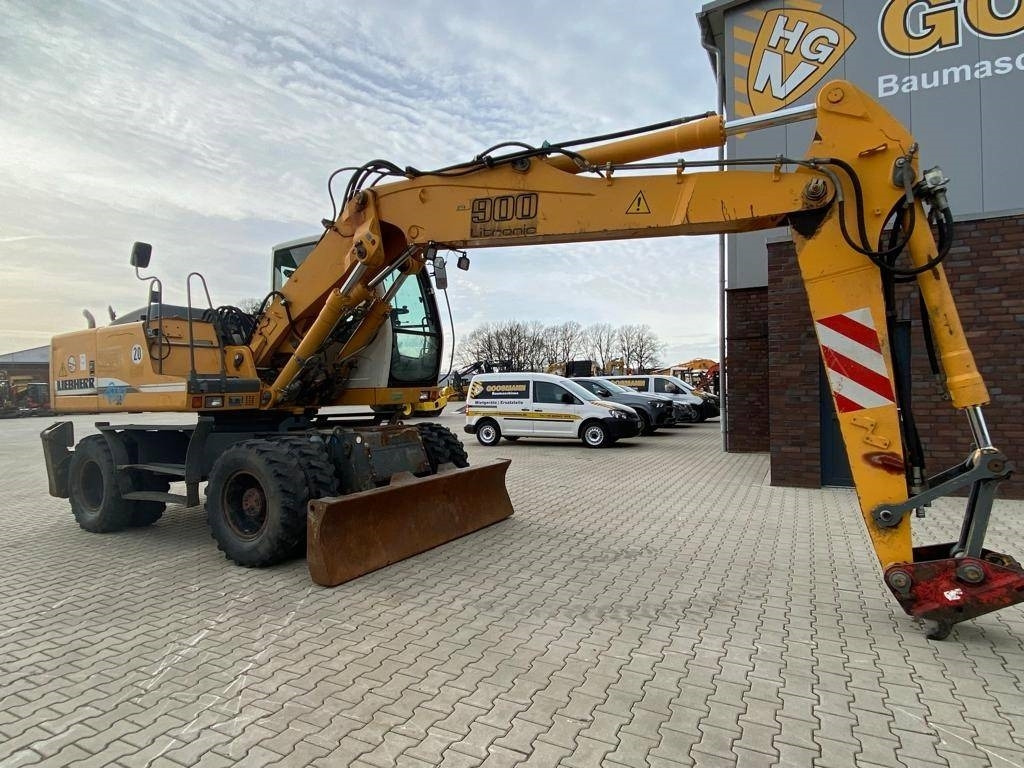 Liebherr A 900 C Litronic - Pelle sur pneus: photos 3 Liebherr A 900 C Litronic - Pelle sur pneus: photos 3