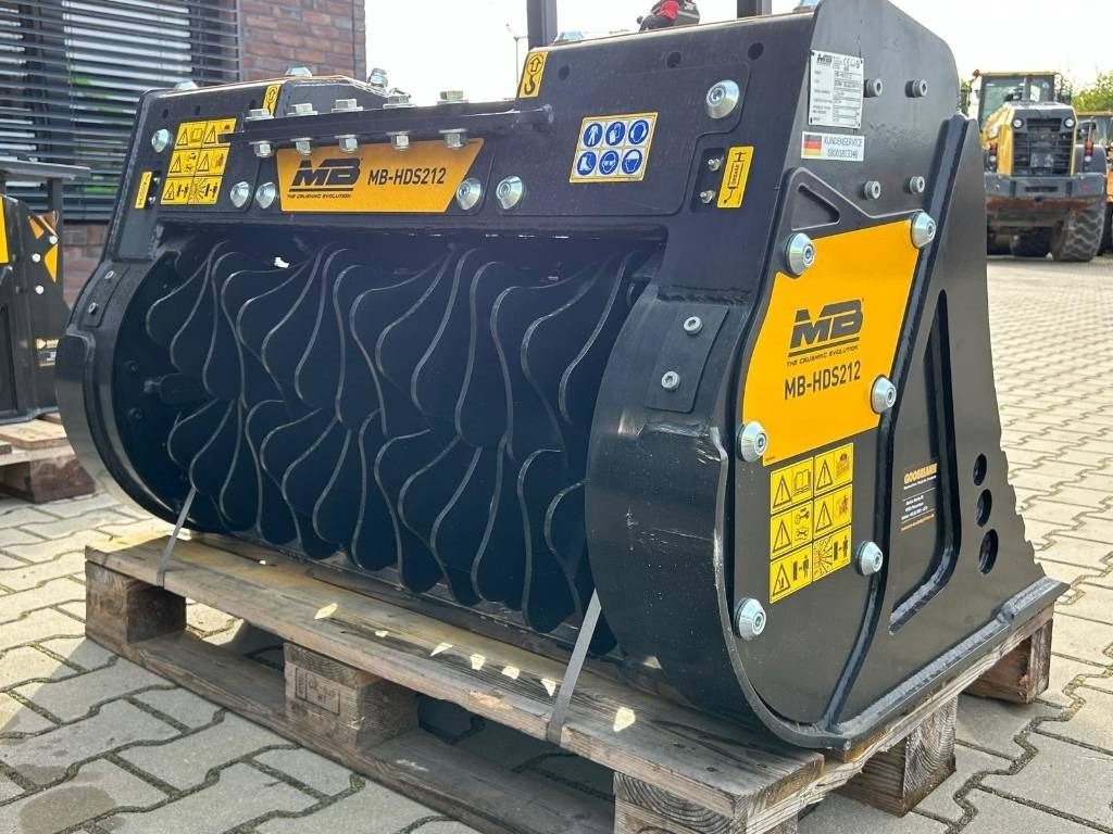 MB CRUSHER HDS 212 - Godet pour pelle: photos 3 MB CRUSHER HDS 212 - Godet pour pelle: photos 3