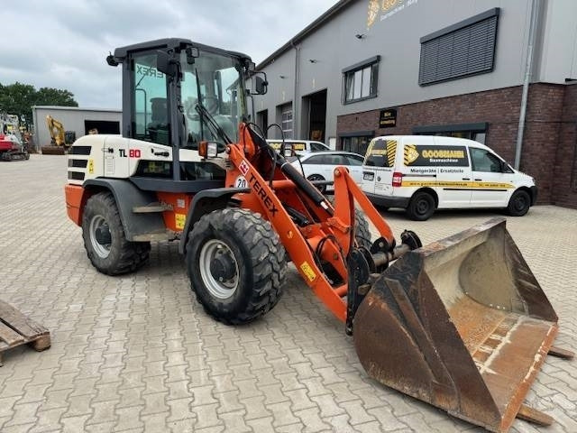 Terex TL 80 - Chargeuse sur pneus: photos 1 Terex TL 80 - Chargeuse sur pneus: photos 1