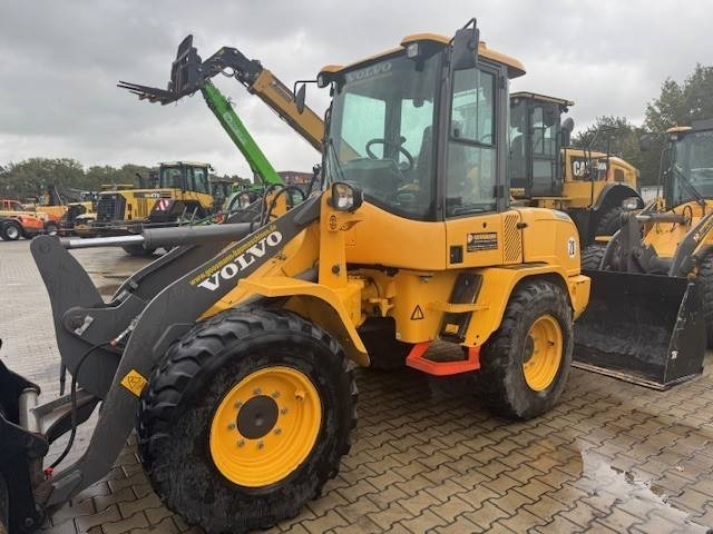 Volvo L 30 G - Chargeuse sur pneus: photos 5 Volvo L 30 G - Chargeuse sur pneus: photos 5