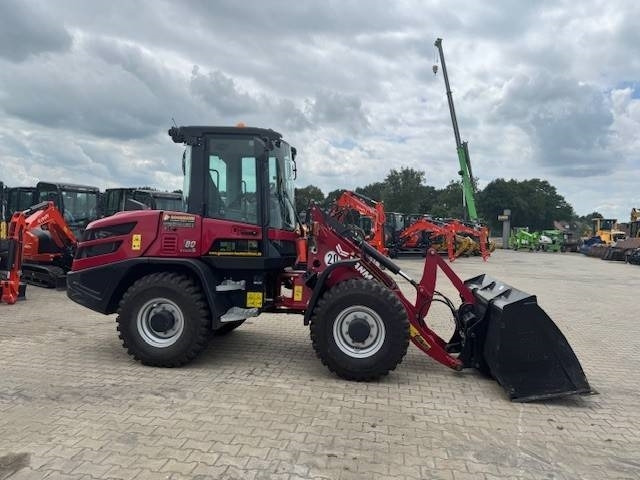 Yanmar V 80-5 - Chargeuse sur pneus: photos 3 Yanmar V 80-5 - Chargeuse sur pneus: photos 3