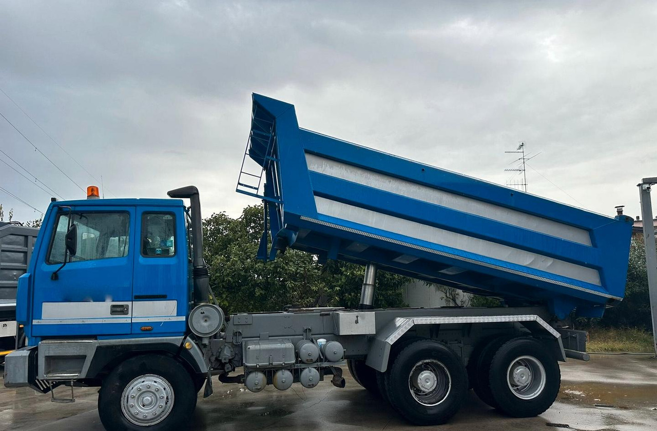 Astra BM 64 36 3 assi ribaltabile - Camion benne: photos 3 Astra BM 64 36 3 assi ribaltabile - Camion benne: photos 3