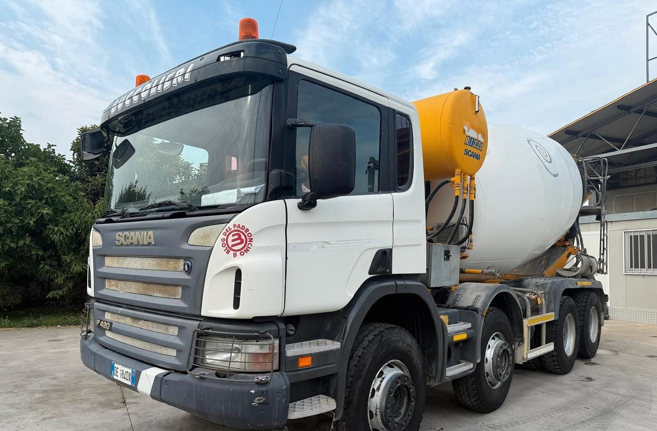 Autobetoniera Scania 420 4 assi - Camion malaxeur: photos 3 Autobetoniera Scania 420 4 assi - Camion malaxeur: photos 3