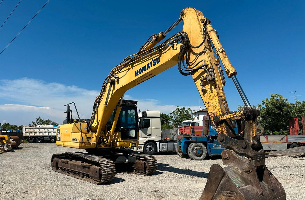 Escavatore Komatsu PC 210 del 2016 - Pelle sur chenille: photos 3 Escavatore Komatsu PC 210 del 2016 - Pelle sur chenille: photos 3