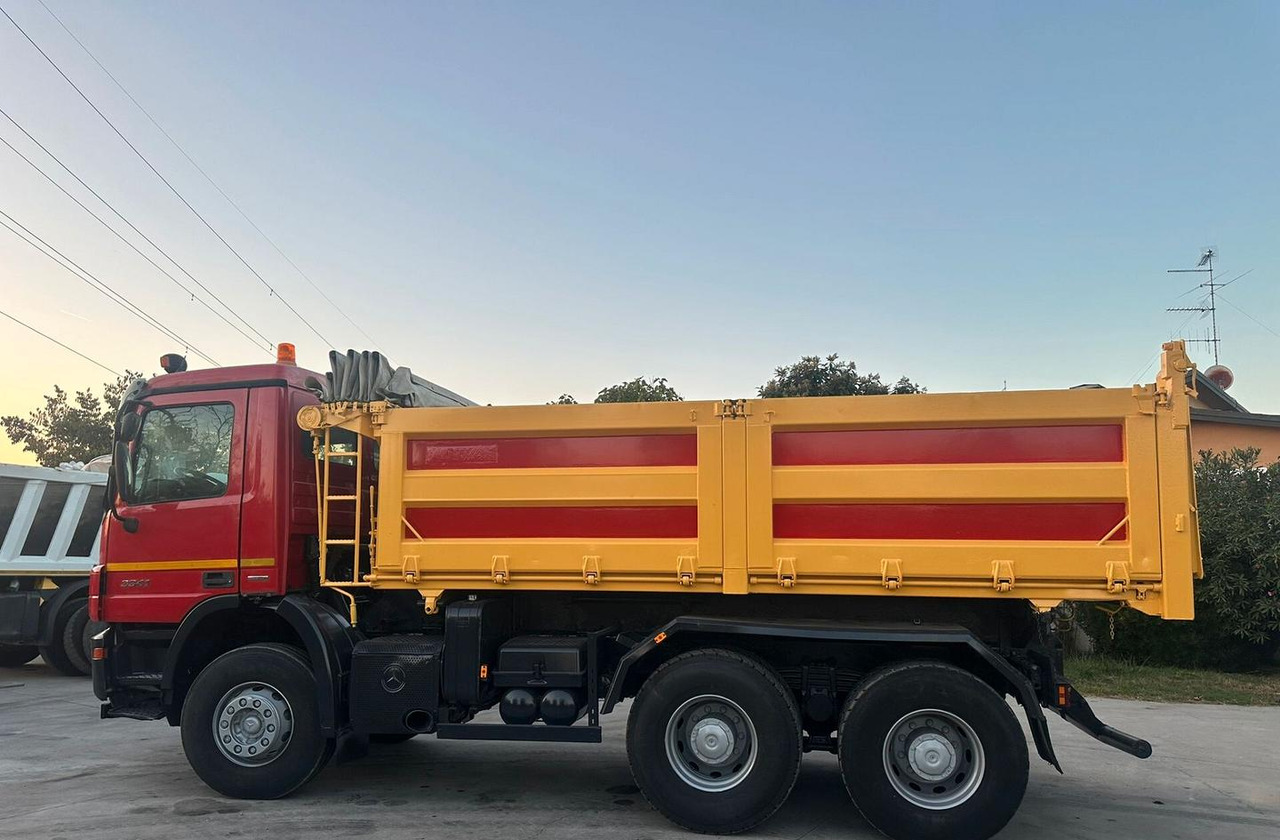 Mercedes 3 assi ribaltabile euro 5 - Camion benne: photos 4 Mercedes 3 assi ribaltabile euro 5 - Camion benne: photos 4