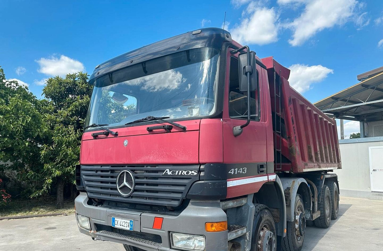 Mercedes Actros 4143 ribaltabile 4 assi - Camion benne: photos 4 Mercedes Actros 4143 ribaltabile 4 assi - Camion benne: photos 4