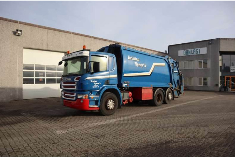 Scania P230 6X2*4 Skraldebil/Müllwagen/Garbagetruck - Camion: photos 1 Scania P230 6X2*4 Skraldebil/Müllwagen/Garbagetruck - Camion: photos 1